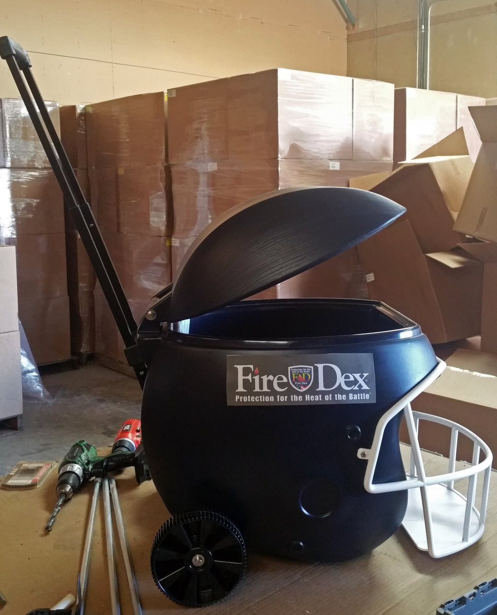 USA/Promo 40 quart Football Helmet Shaped Ice Chest